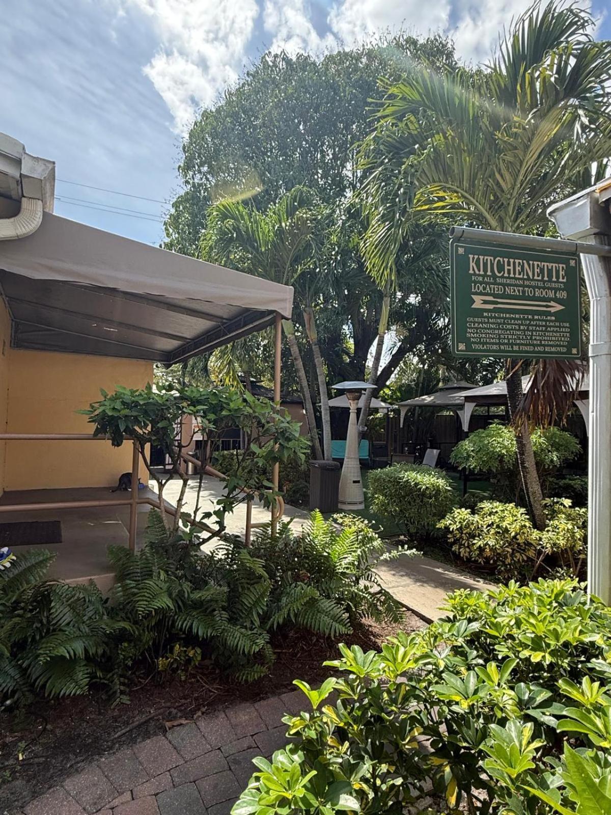 Sheridan Hostel Dania Beach Exterior foto